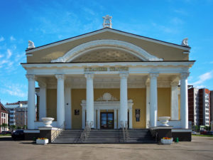 Театр Кариева